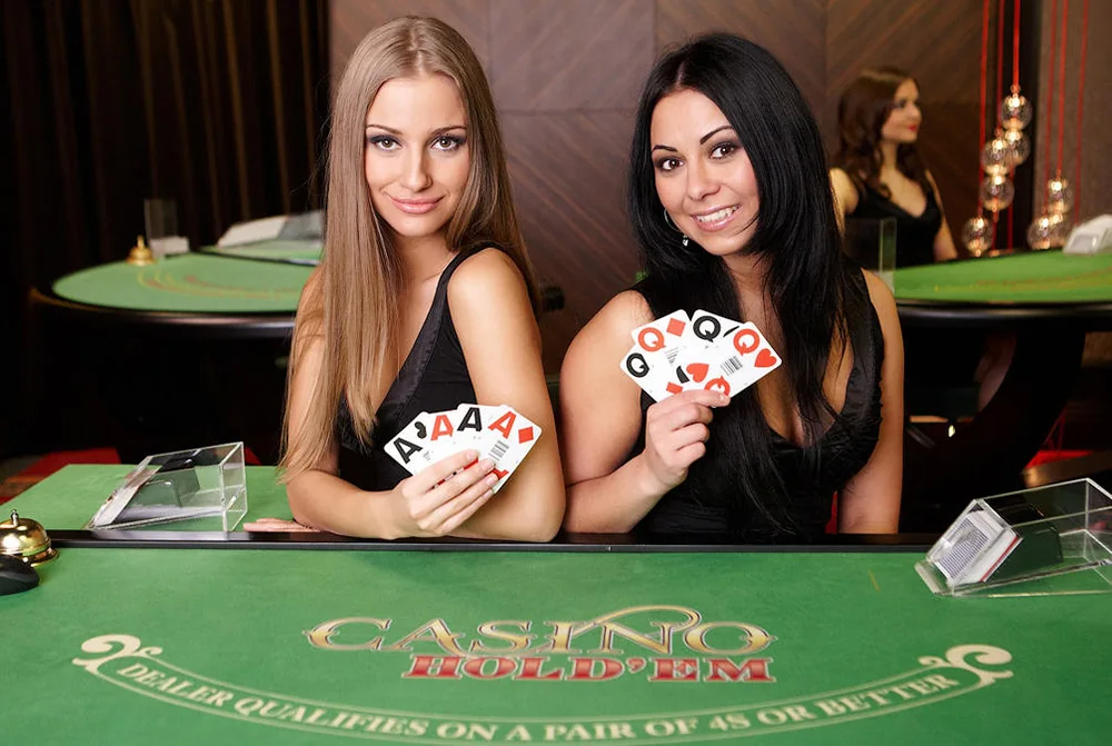 Dealer live dan meja permainan dalam tampilan kasino mobile DOLANTOGEL
